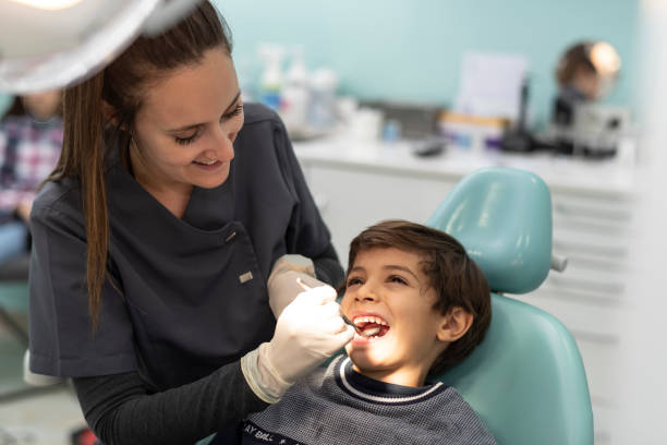 Best Emergency Tooth Extraction  in Bethel, WA